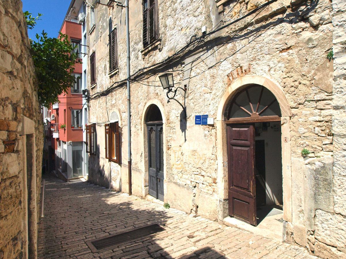 Apartments Smaila 1729 Pula Exteriér fotografie